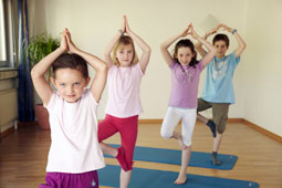 Yoga Kinder